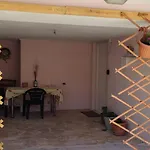 Rodi House * نافبليو