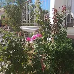 Rodi House * نافبليو