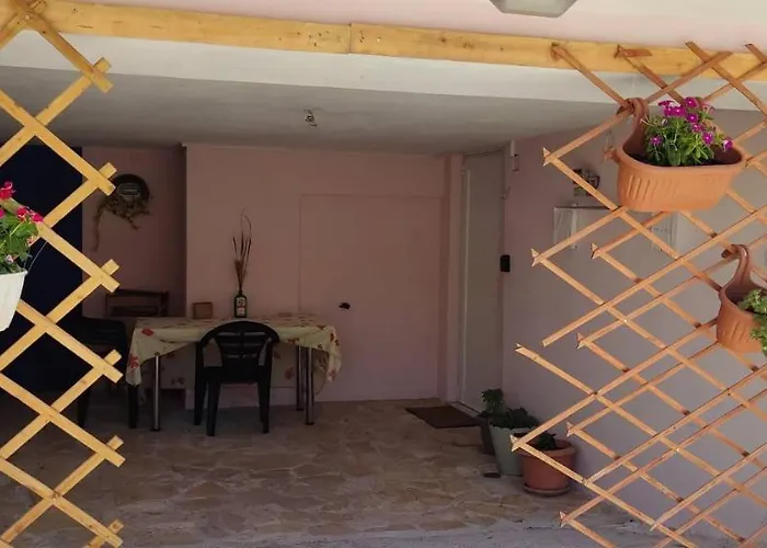 Rodi House * Nafplio